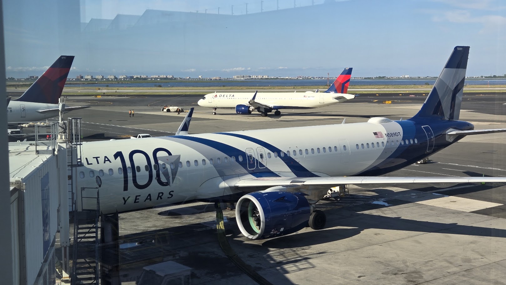 Delta Air Lines A321neo โ First Class Transcontinental Field Audit