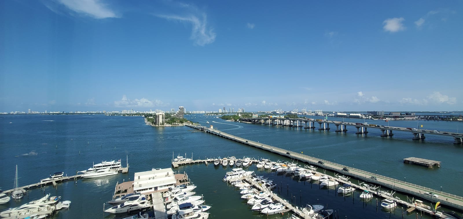 Miami Marriott Biscayne Bay Marina Waterway Exterior