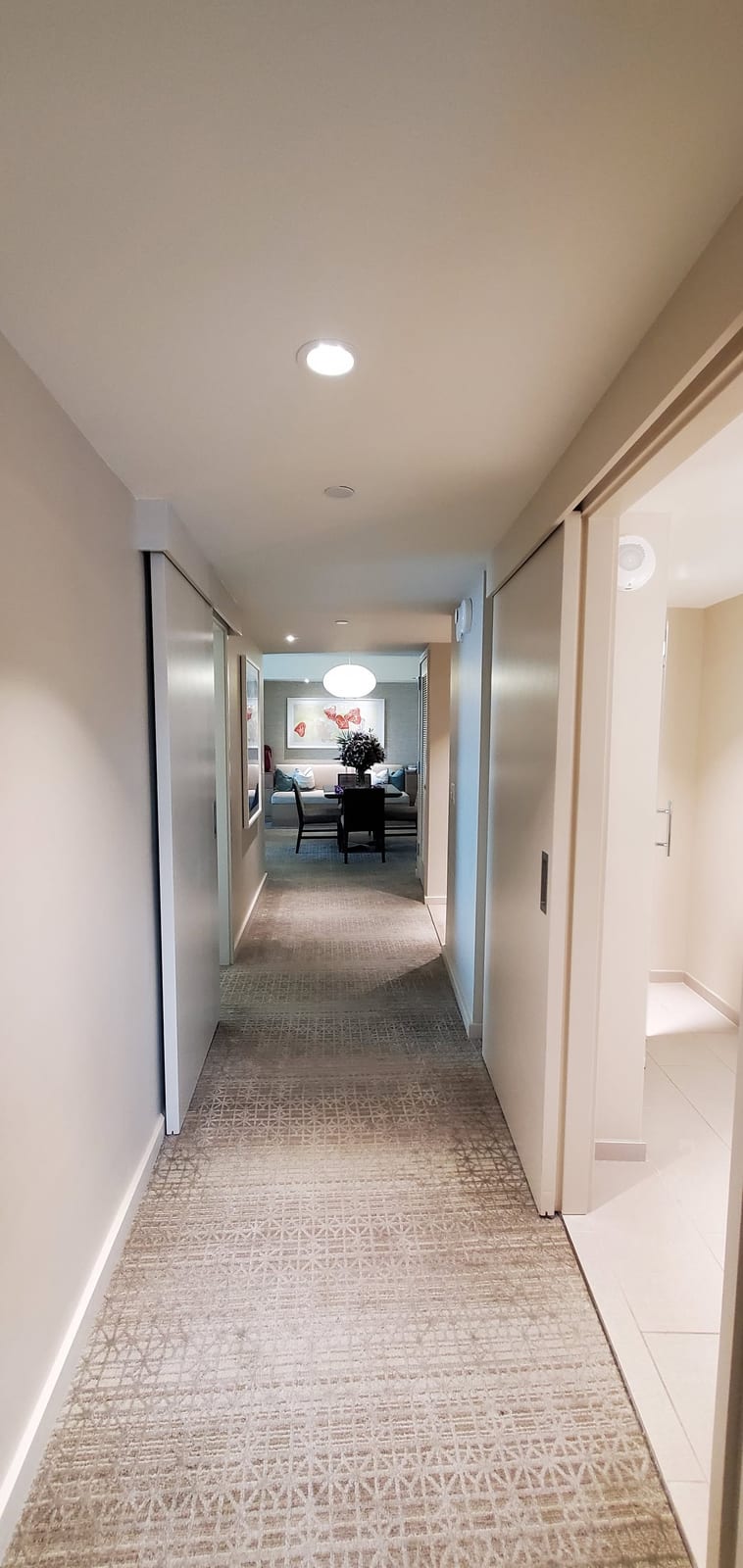 Sheraton Waikiki Beach Resort - Photo 12