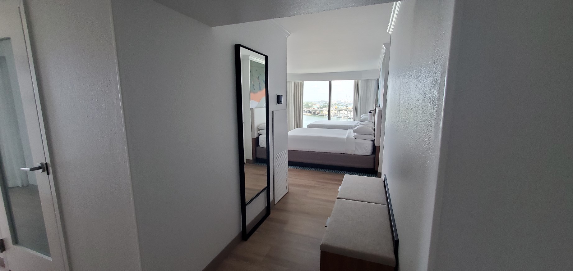 Miami Marriott Biscayne Bay - Photo 2