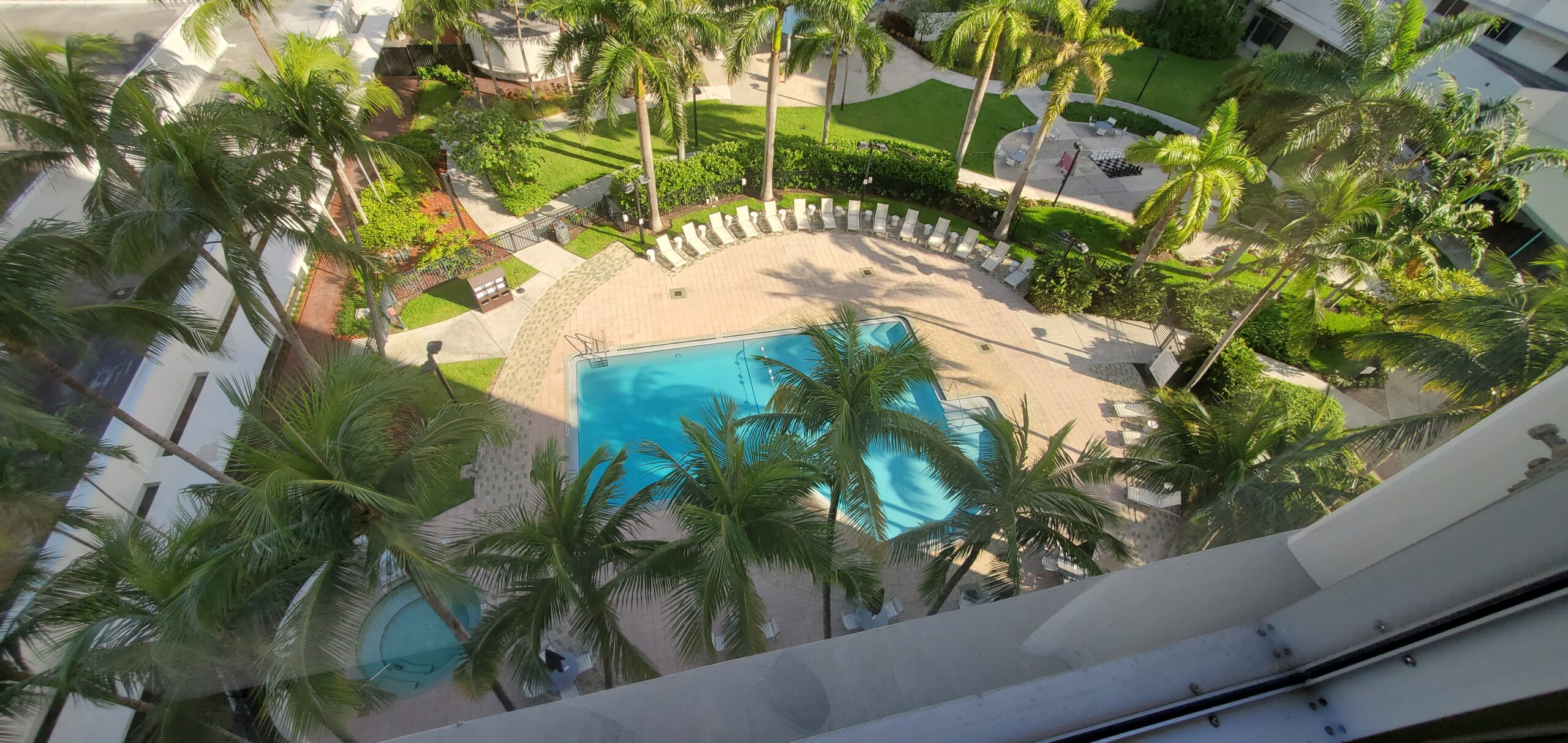 Hotel Hopping In Miami - Photo 3